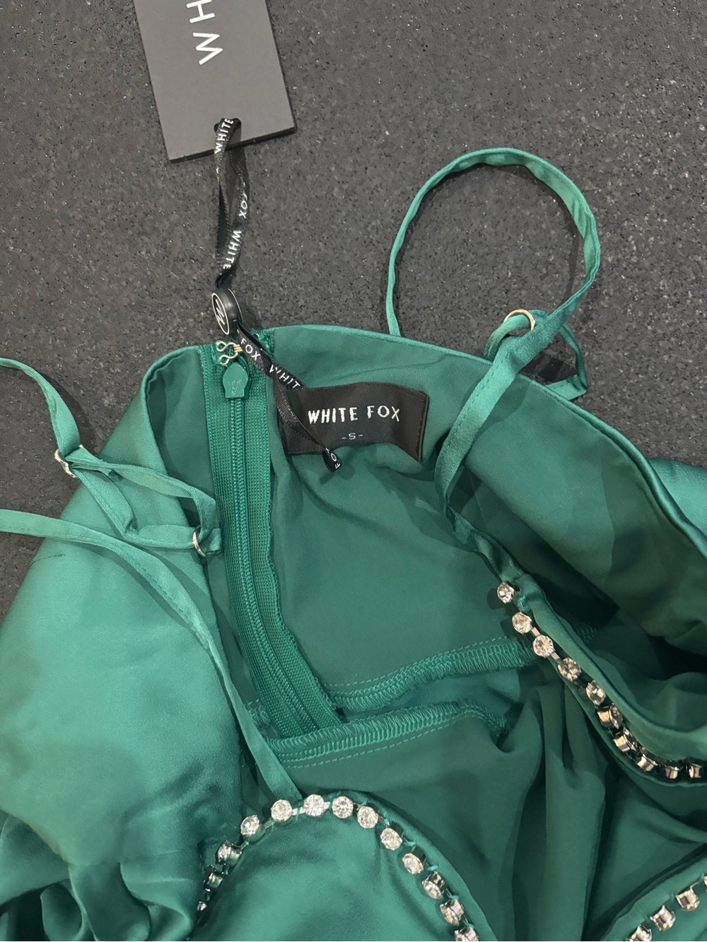 White Fox Boutique One In A Million Maxi Dress Emerald Sz S - Picture 12 of 14